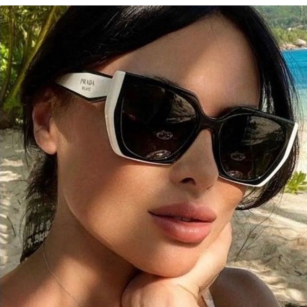 Prada Black Sunglasses Modern Geometric Design